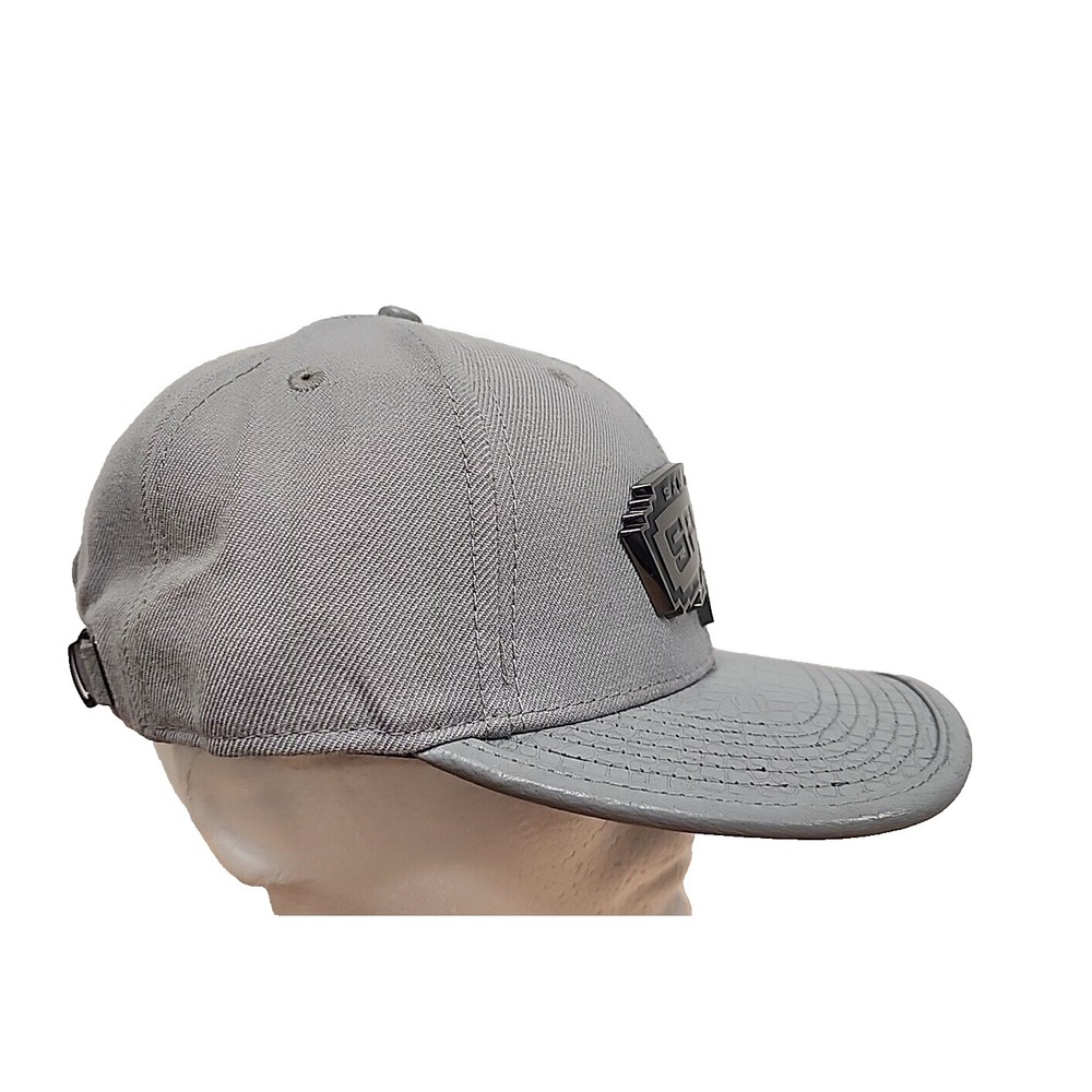 San Antonio Spurs Mitchell &Ness‎ Gray Strap back Metal Design Leather Visor Hat